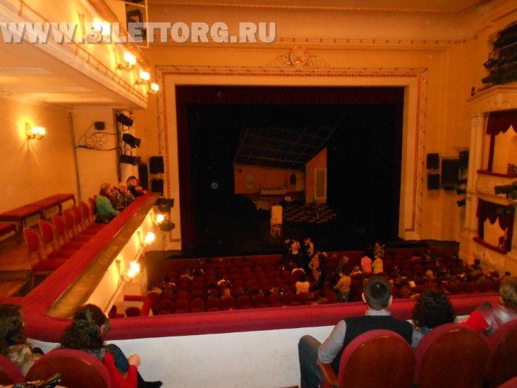 Театр им. Пушкина — фотография зала для сравнения обзора